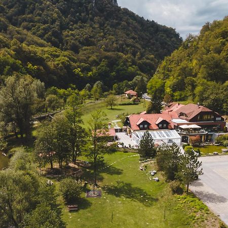 Guesthouse Villa Zelenjak Ventek Kumrovec Exterior foto